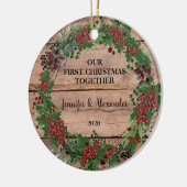 Onze eerste kerst samen met bijtende bosbessen keramisch ornament (Links)