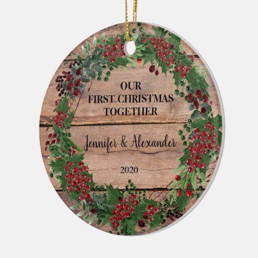 Onze eerste kerst samen met bijtende bosbessen keramisch ornament (Links)