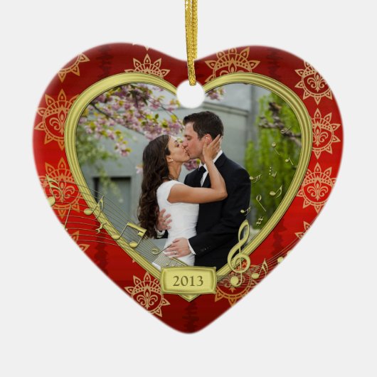 Onze eerste kerst samen rood goud foto Xmas Keramisch Ornament (Voorkant)