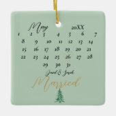 Onze eerste kerst trouwde met een groene pagodeboo keramisch ornament (Voorkant)