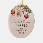 Onze eerste kerst trouwde met verloofde bloemen keramisch ornament (Rechts)