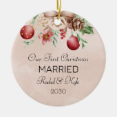 Onze eerste kerst trouwde met verloofde bloemen keramisch ornament (Voorkant)