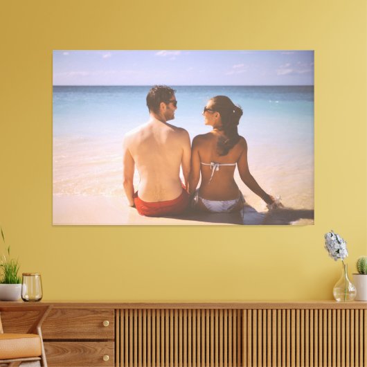 Onze eerste kerst verloofd 2024 bruiloft Ornament Canvas Afdruk (Insitu (Woonkamer))