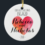 Onze eerste kerst verloofd of samen ornament<br><div class="desc">Onze 1e kerst verloofd of samen ornament met een leuke waterverf hart. Gepersonaliseerd met je namen in een schattig typografisch lettertype.</div>