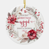 Onze eerste kerst verloofde krans keramisch ornament (Voorkant)