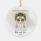 Onze Eerste Kerst Wit Deur Koppel Foto  Keramisch Ornament (Voorkant)
