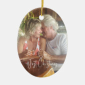 Onze eerste kerstakerkeramische ovalen-versiering keramisch ornament (Voorkant)