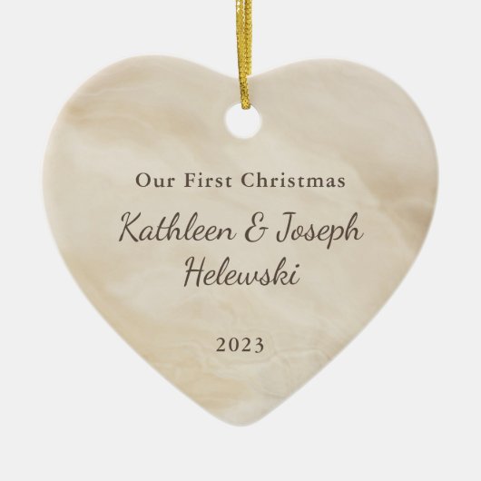 Onze eerste kerstbruiloft-crème-fotokeramiek of keramisch ornament (Voorkant)