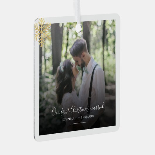 Onze eerste kerstbruiloft Foto Holiday Metalen Ornament (Voorkant Rechts)