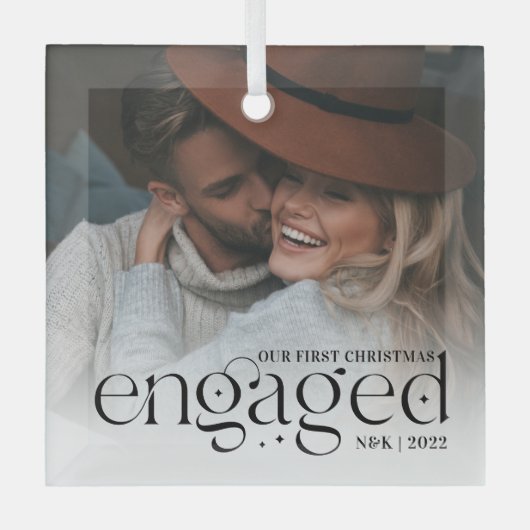 Onze eerste kerstcadeaufoto op maat glas ornament (Voorkant)