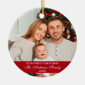 Onze eerste kerstfamilie Foto rood Keramisch Ornament (Voorkant)