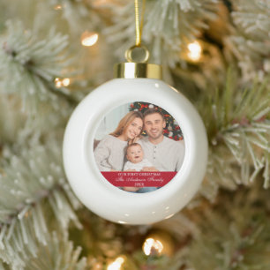 Onze eerste kerstfamilie Foto rood Keramische Bal Ornament