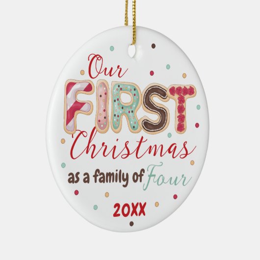 Onze eerste kerstfamilie van 4 jaar Baby's First Keramisch Ornament (Rechts)