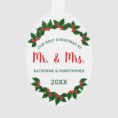 Onze eerste kerstfeestdag met Mistletoe Berry Ornament (voorkant)