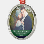 Onze eerste kerstfeestelijke foto groen metalen ornament (Links)