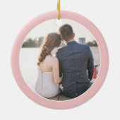 Onze eerste kerstfeestfoto in combinatie keramisch ornament (Achterkant)