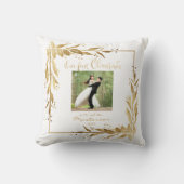 Onze eerste Kerstfoto Gouden Krans op Wit Kussen (Voorkant)