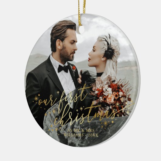 Onze eerste kerstfoto met Gold Script Weduwfoto Keramisch Ornament (Links)