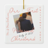 Onze eerste kerstfoto met huwelijk keramisch ornament (Achterkant)