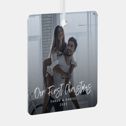 Onze eerste kerstfoto Modern Minimal Elegant Metalen Ornament (Voorkant Rechts)