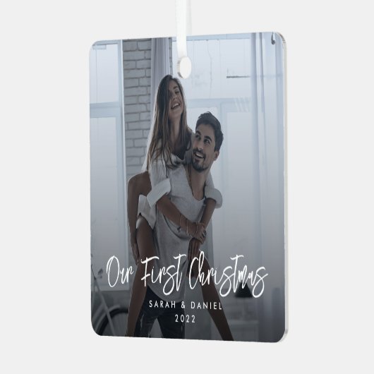 Onze eerste kerstfoto Modern Minimal Elegant Metalen Ornament (Voorkant links)