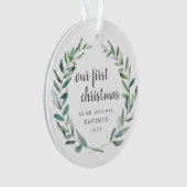Onze eerste kerstfoto Rustic Greenery Pas getrouwd Ornament (voorkant)