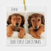 Onze eerste kerstfoto van een dansduif keramisch ornament (Voorkant)