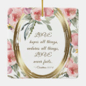 Onze eerste kerstgehuwde Blush Floral Bijbel Keramisch Ornament (Achterkant)