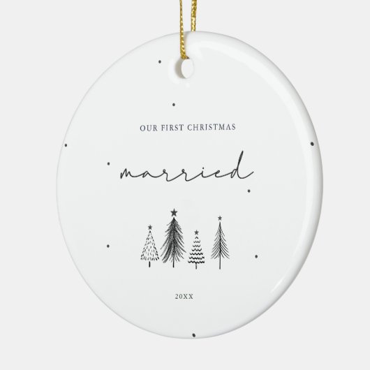 Onze eerste kerstgehuwde minimalistische kerst keramisch ornament (Links)