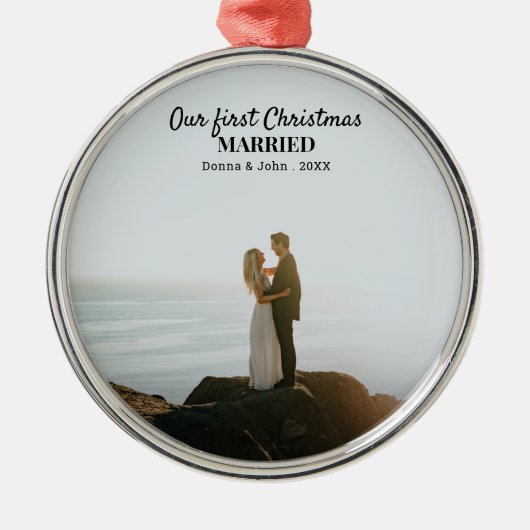 Onze eerste kerstgehuwde scriptkoppeling Ce Metalen Ornament