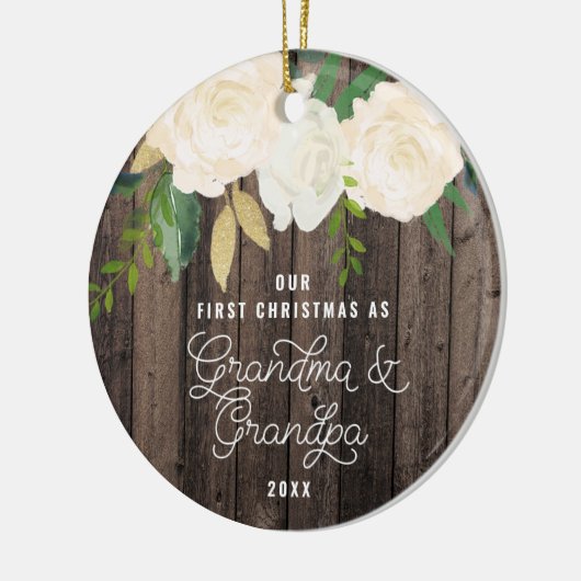 Onze eerste kerstgrootmoeder en opa op maat keramisch ornament (Links)