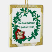 Onze eerste Kerstgrootouder White Poinsettia Keramisch Ornament (Rechts)