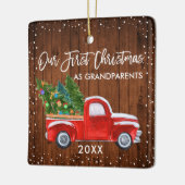 Onze eerste kerstgrootouders hadden een houtswagen keramisch ornament (Links)