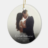 Onze eerste kersthuwelijksfeestdag keramisch ornament (Links)