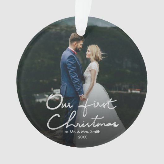 Onze eerste kerstkaart met kerstletters ornament (voorkant)