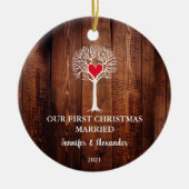 Onze eerste kerstkerstman trouwde met houtliefdesb keramisch ornament (Voorkant)