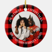 Onze eerste kerstman, Mr. en Mrs. nieuwgehuwd eleg Keramisch Ornament (Achterkant)