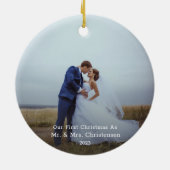 Onze eerste kerstman Mr. & Mrs. Married Photo Cera Keramisch Ornament (Achterkant)
