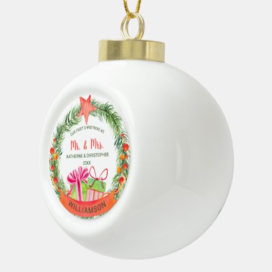 Onze eerste kerstman Mr. & Mrs  Wreath Keramische Bal Ornament (Rechts)