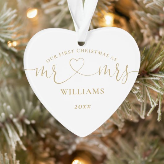 Onze eerste kerstman, Mrs Gold Love Heart Script Ornament (Boom)