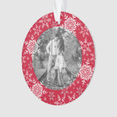 Onze eerste kerstman trouwde snowflakes op rood ornament (voorkant)