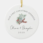 Onze eerste Kerstmis als betrokken Eucalyptus Foto Keramisch Ornament (Voorkant)