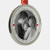 Onze eerste Kerstmis als een familie met rode hart Metalen Ornament (Rechts)