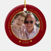 Onze Eerste Kerstmis Als Grootouders 2 Foto Rood Keramisch Ornament (Achterkant)