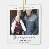 Onze Eerste Kerstmis als Grootouders Foto Ontwerp Keramisch Ornament (Links)