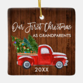 Onze eerste Kerstmis als grootouders wood Truck Keramisch Ornament (Voorkant)