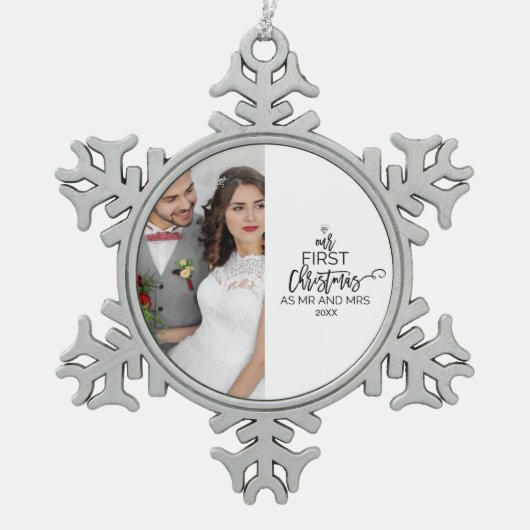 Onze eerste Kerstmis als Mr. en Mrs. Foto Holiday Tin Sneeuwvlok Ornament (Voorkant)