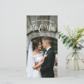 Onze eerste Kerstmis als Mr en Mrs pasgetrouwde fo Feestdagenkaart (Staand voorkant)