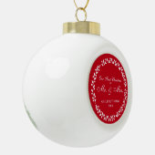 Onze eerste Kerstmis als Mr en Mrs Red Ceramic Keramische Bal Ornament (Links)