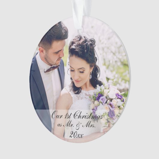 Onze eerste Kerstmis als Mr. & Mrs. 2 Photo Round Ornament (voorkant)